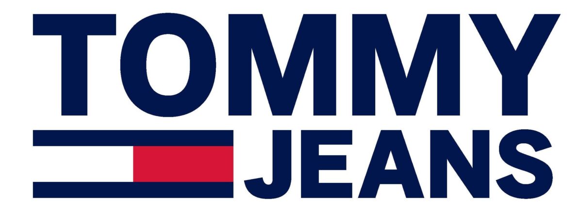 TOMMY JEANS