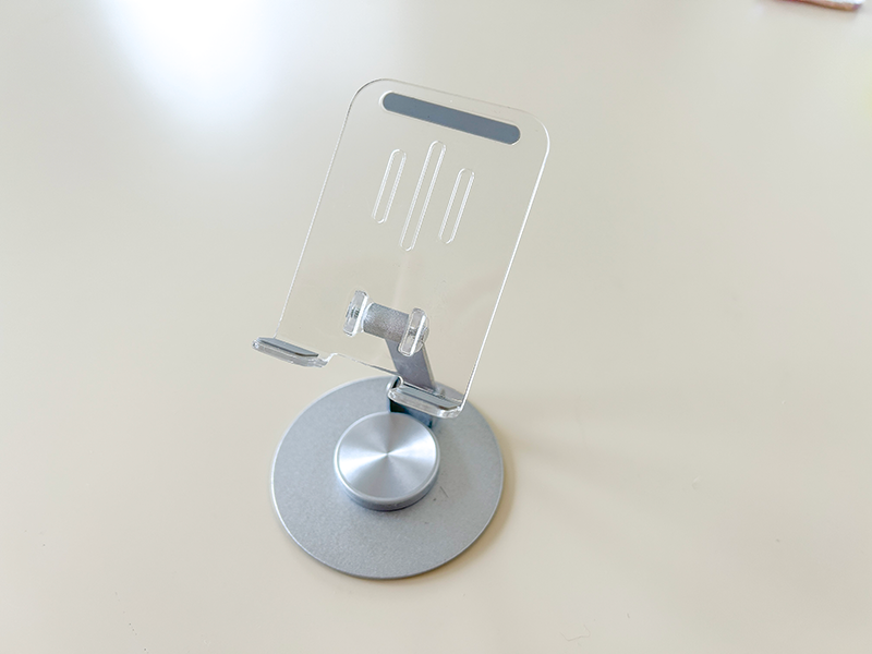 折りたたみ式スマホスタンドの全体画面