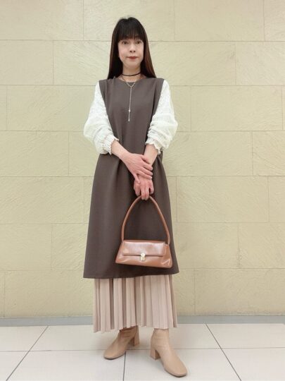 ベルーナの春コーデ「2025年10月」