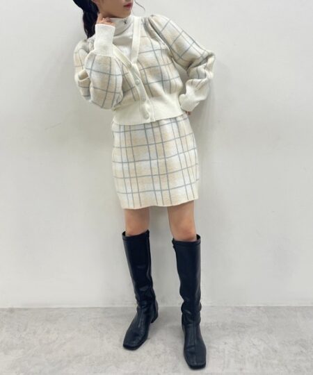 NICE CLAUPのセットアップで大人可愛い秋コーデ2025年11月