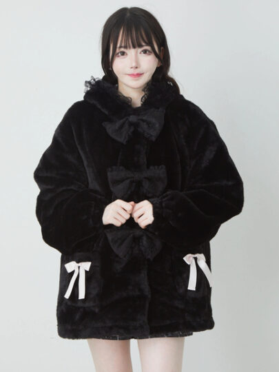 Ank Rougeのファー×黒アイテム冬コーデ