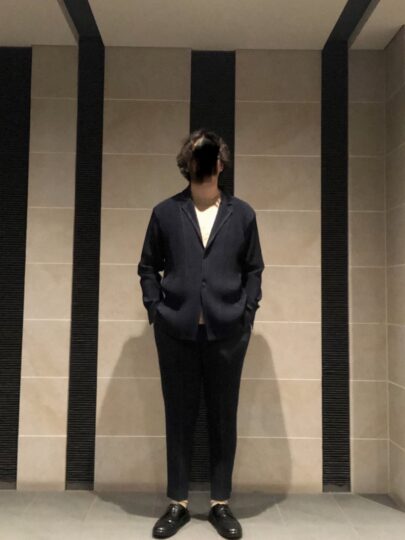 ISSEY MIYAKEの60代男性向けジャケットコーデ2025年11月