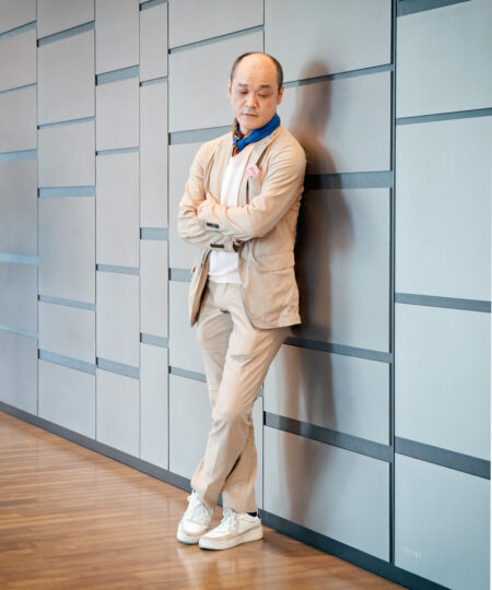 D’URBANの60代男性向けスーツコーデ2025年11月