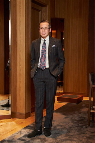 Paul Stuartの60代男性向けスーツコーデ2025年11月