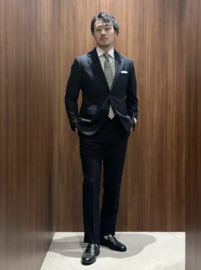 ONWARD CROSSET SELECTの60代男性向けスーツコーデ2025年11月