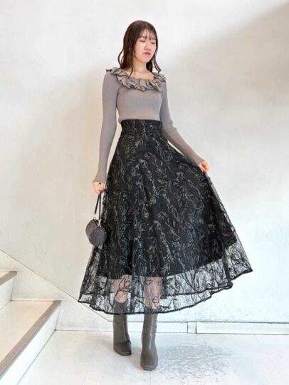 きれいめ・フェミニンの20代女性おすすめSNIDELコーデ2025年12月