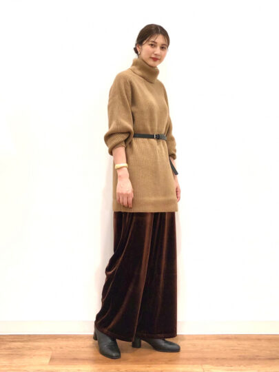 UNIQLOのシンプルミニマルコーデ