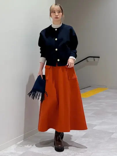 SHIPSのシンプルミニマルコーデ